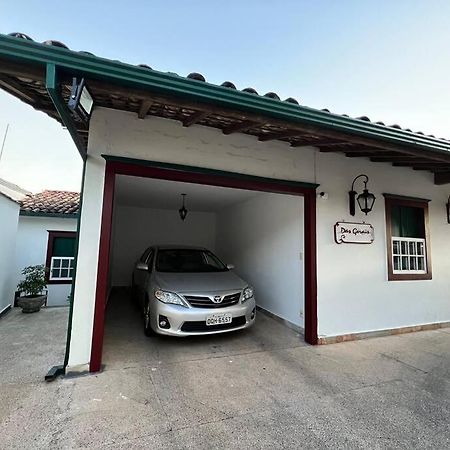 Estadia Das Gerais - Casa De Hospedes Adoravel Com Jacuzzi أورو بريتو المظهر الخارجي الصورة