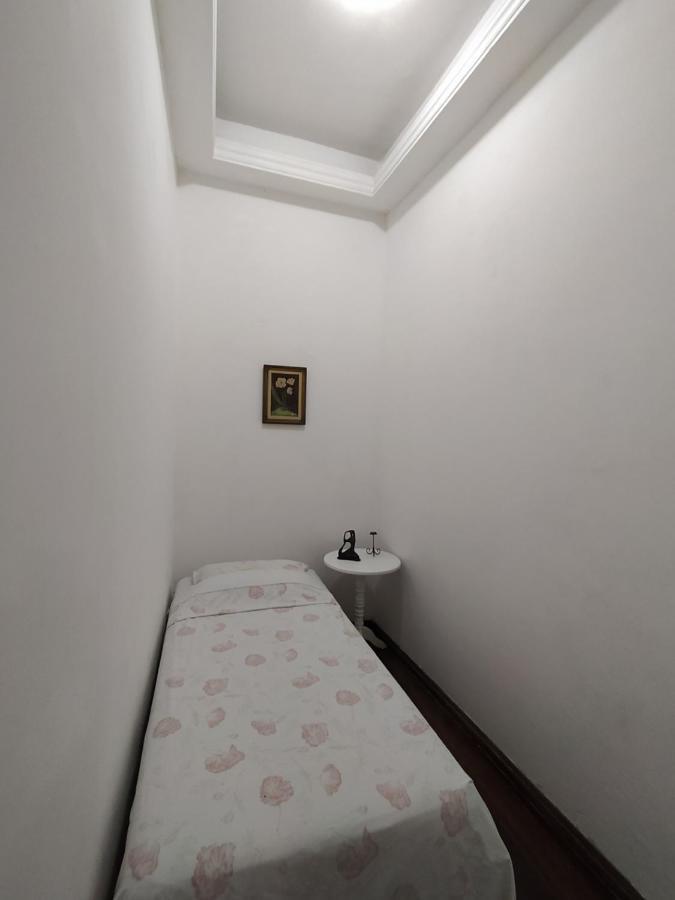 Estadia Das Gerais - Casa De Hospedes Adoravel Com Jacuzzi أورو بريتو المظهر الخارجي الصورة